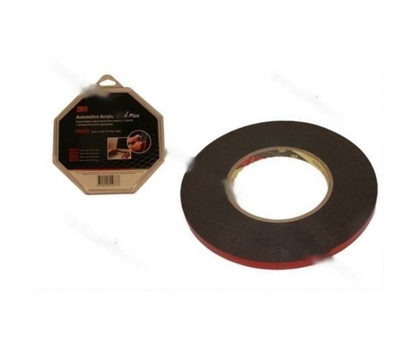 Скотч двухсторонний  8мм х 9,4м 3М 80220 для работы со стеклом