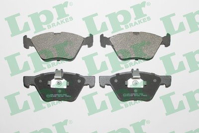 Колодки тормозные MERCEDES W210/208 200-320 передние