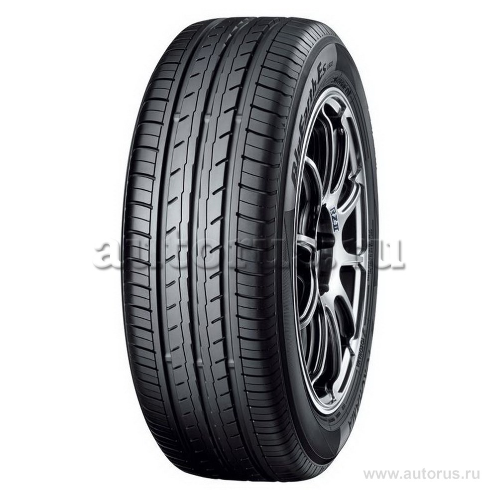 Автошина R17 215/50 Yokohama BluEarth-Es ES32 95V лето R2463