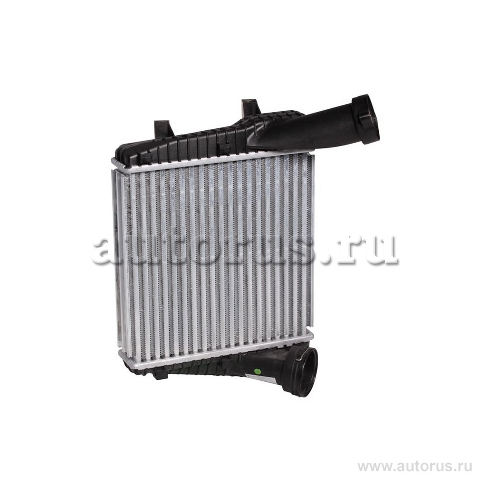 Интеркулер L VW Touareg 02-10 L LUZAR LRIC 1855