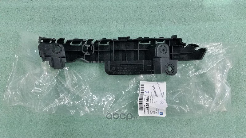 Направляющая панели переднего бампера L GM 95291687