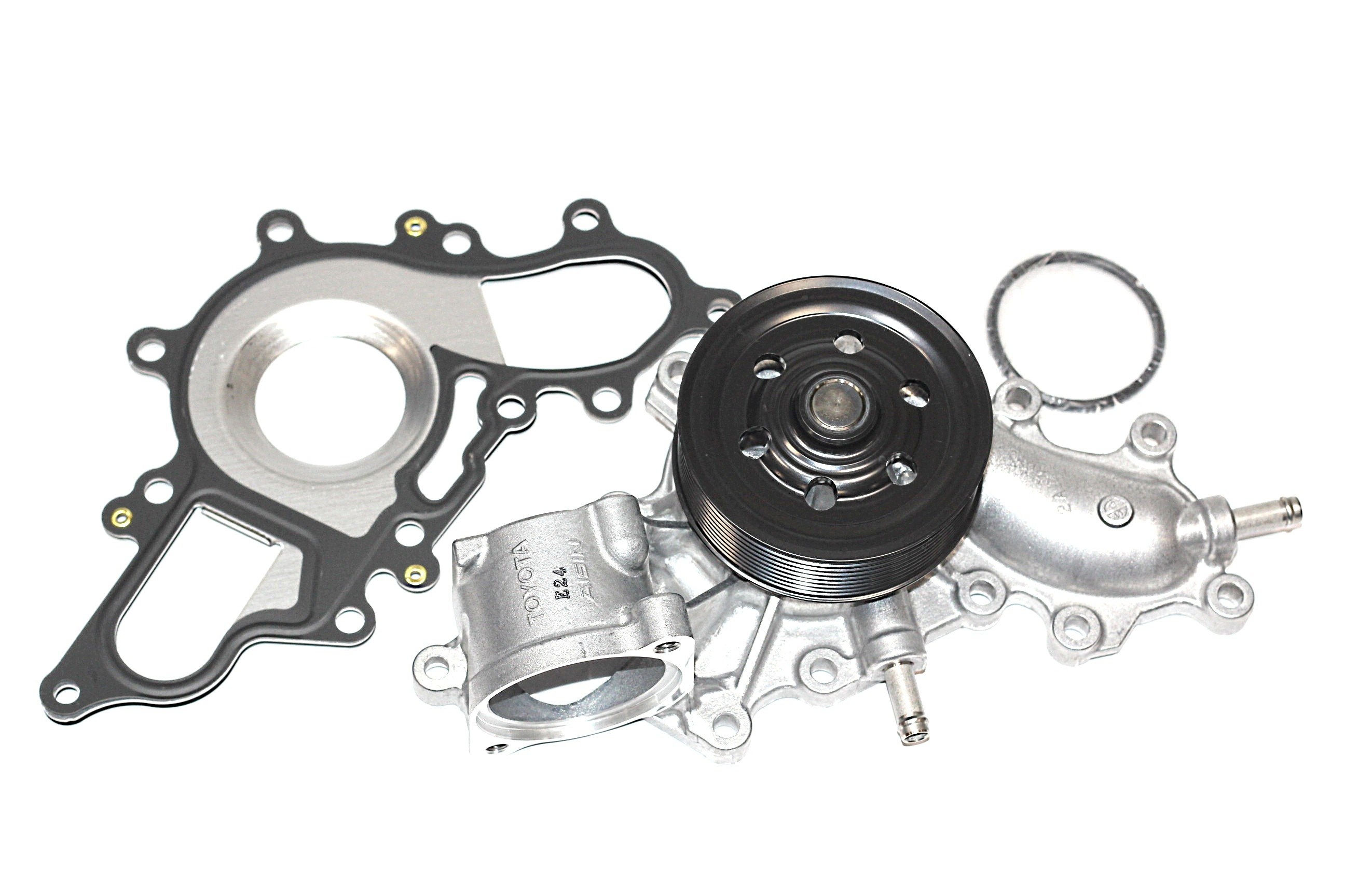 Помпа, водяной насос TOYOTA Land Cruiser 12-> / LEXUS LX450D/460/570 16100-59366