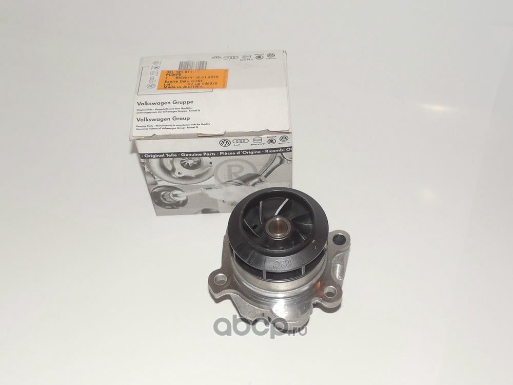Помпа, водяной насос VW AD VAG 03L121011P