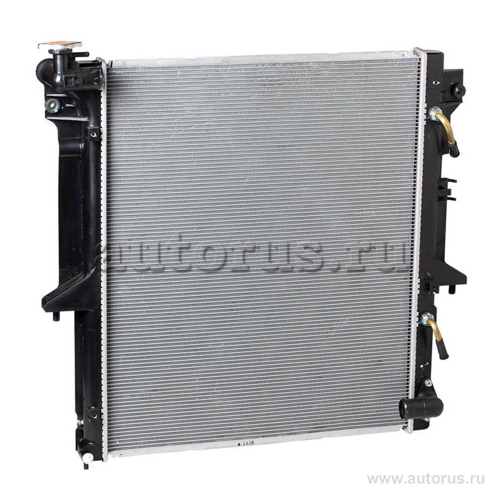 Радиатор охл. для а/м Mitsubishi L200 (06-)/Pajero Sport (08-) 2.5D AT LUZAR LRc 11149