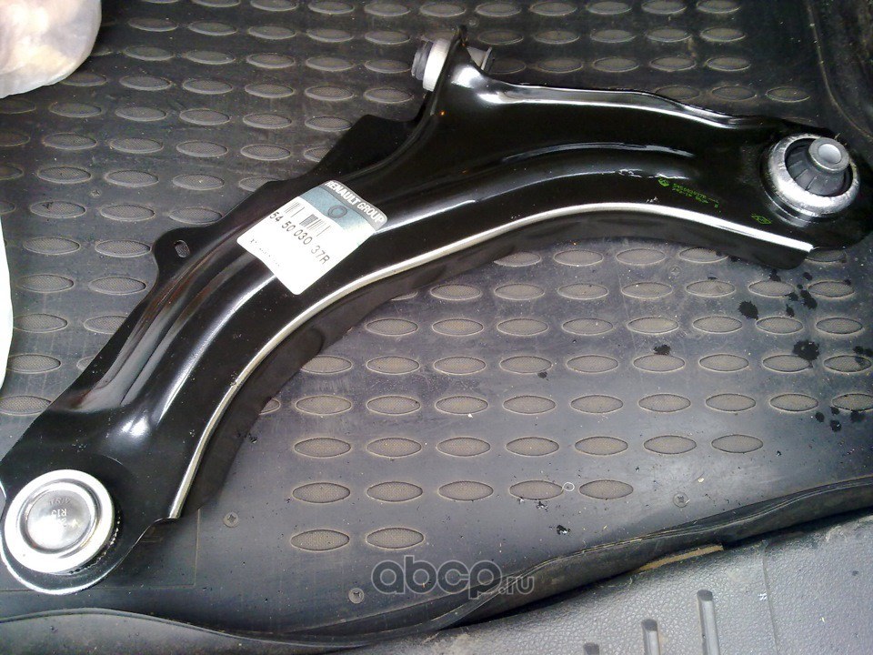 Рычаг передний нижний R RENAULT Megane II/Scenis II 5450 030 37R