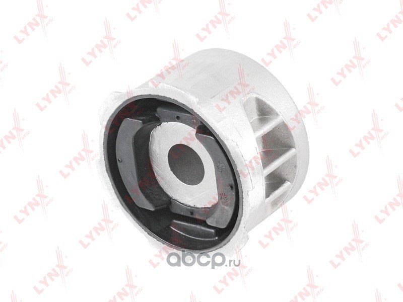 Сайлентблок переднего подрамника (4x) AUDI Q7/PORSCHE Cayenne/VW Touareg 02-10 LYNXauto C9633
