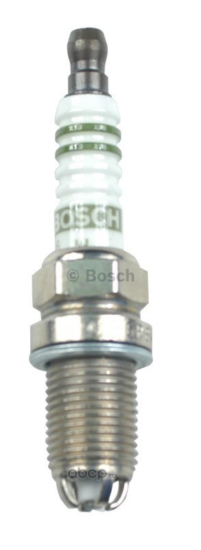Свеча зажигания FGR8KQE0 (1.35) BOSCH 0 242 229 648