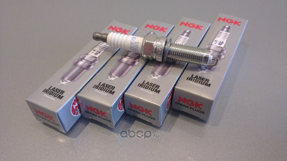 Свеча зажигания ILZKR7B11GS NGK 7960