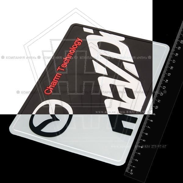 Коврик панели приборов  SW Mazda противоскользящий с логотип. 190*125*3мм