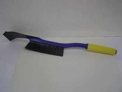 Щетка-сметка для снега MAXI PLAST 